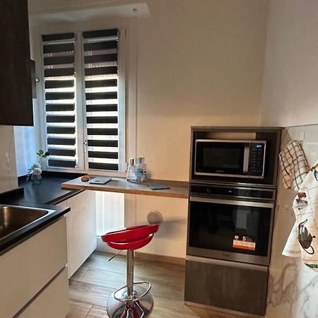 Il Tortellino Vagante - Elegant Apartment Modena Bagian luar foto