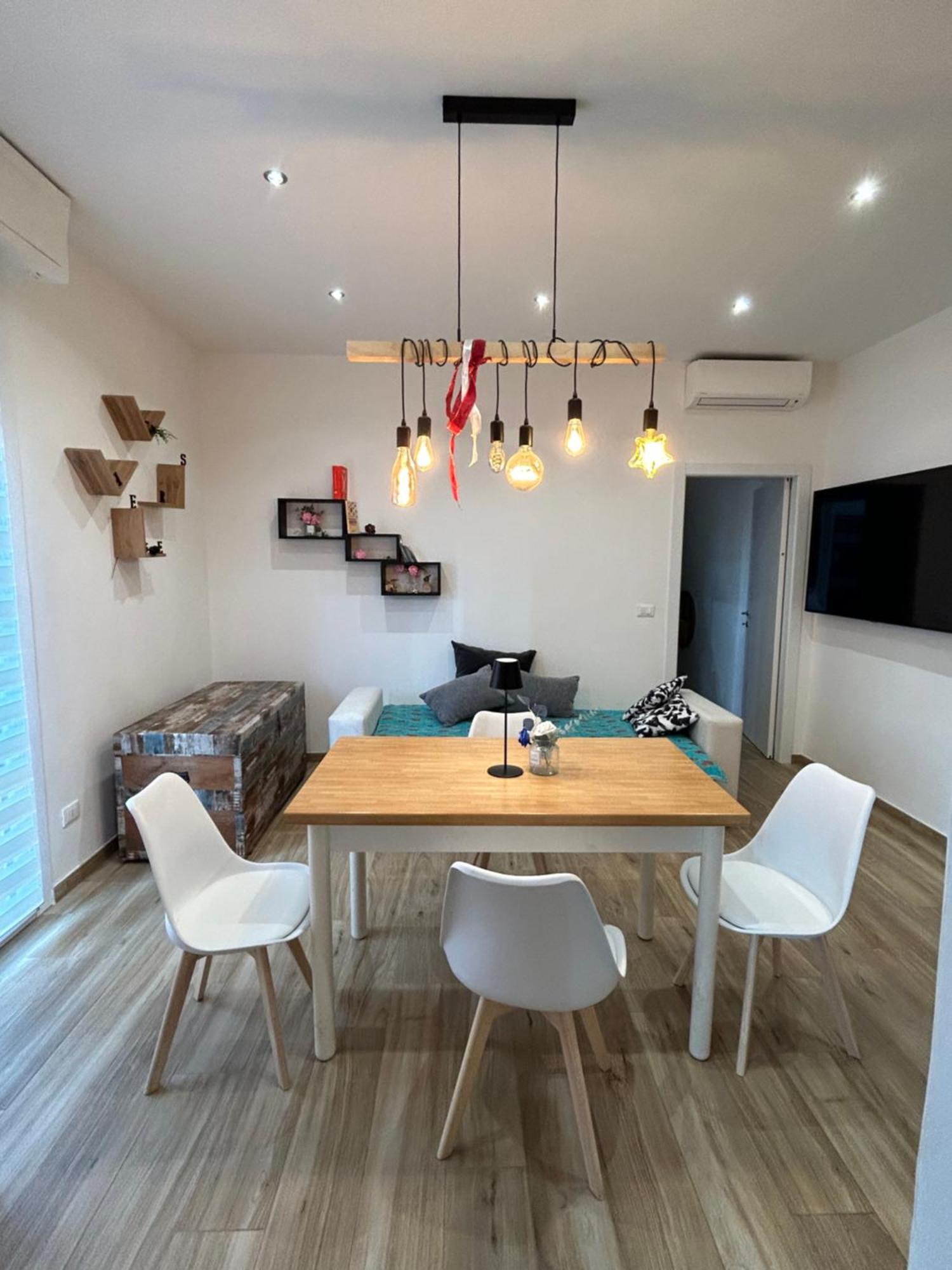 Il Tortellino Vagante - Elegant Apartment Modena Bagian luar foto