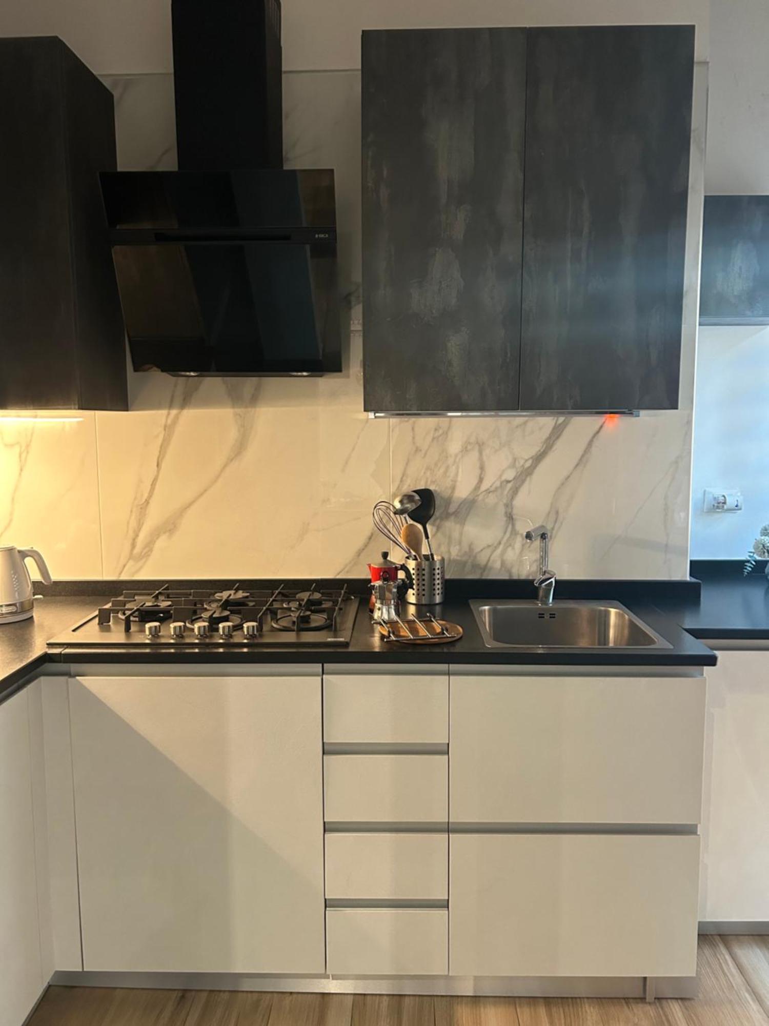 Il Tortellino Vagante - Elegant Apartment Modena Bagian luar foto