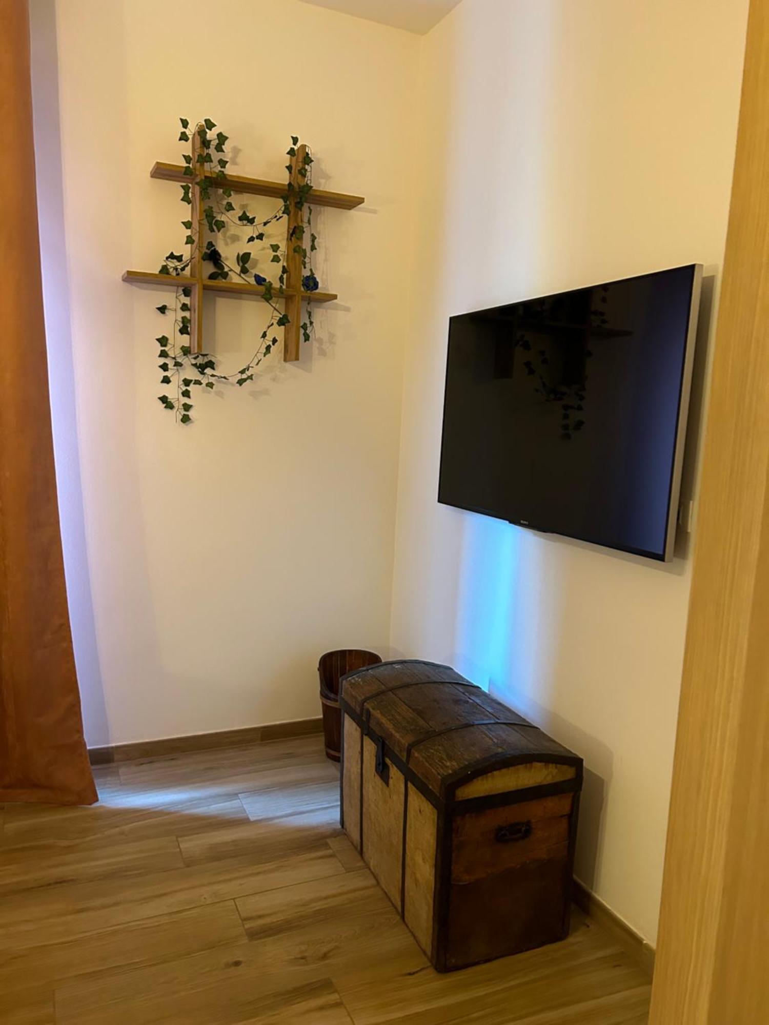 Il Tortellino Vagante - Elegant Apartment Modena Bagian luar foto